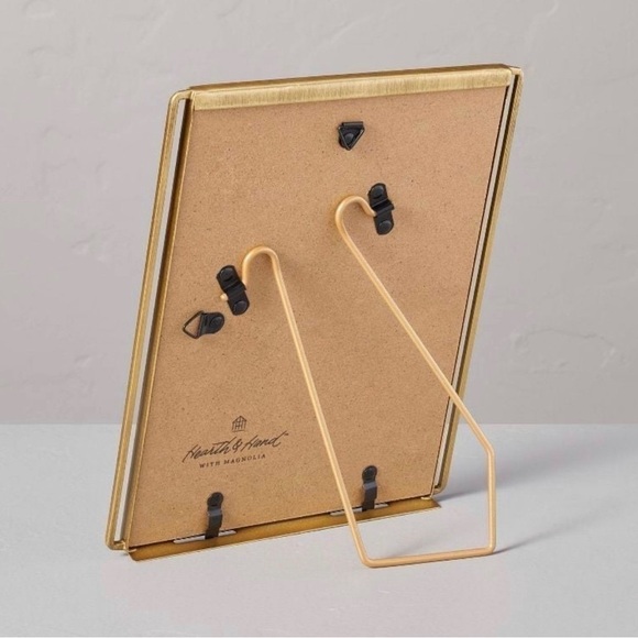 4”x6” Wire-Edge Brass Picture Frame Antique Finish - Hearth & Hand Magnolia - Picture 4 of 8